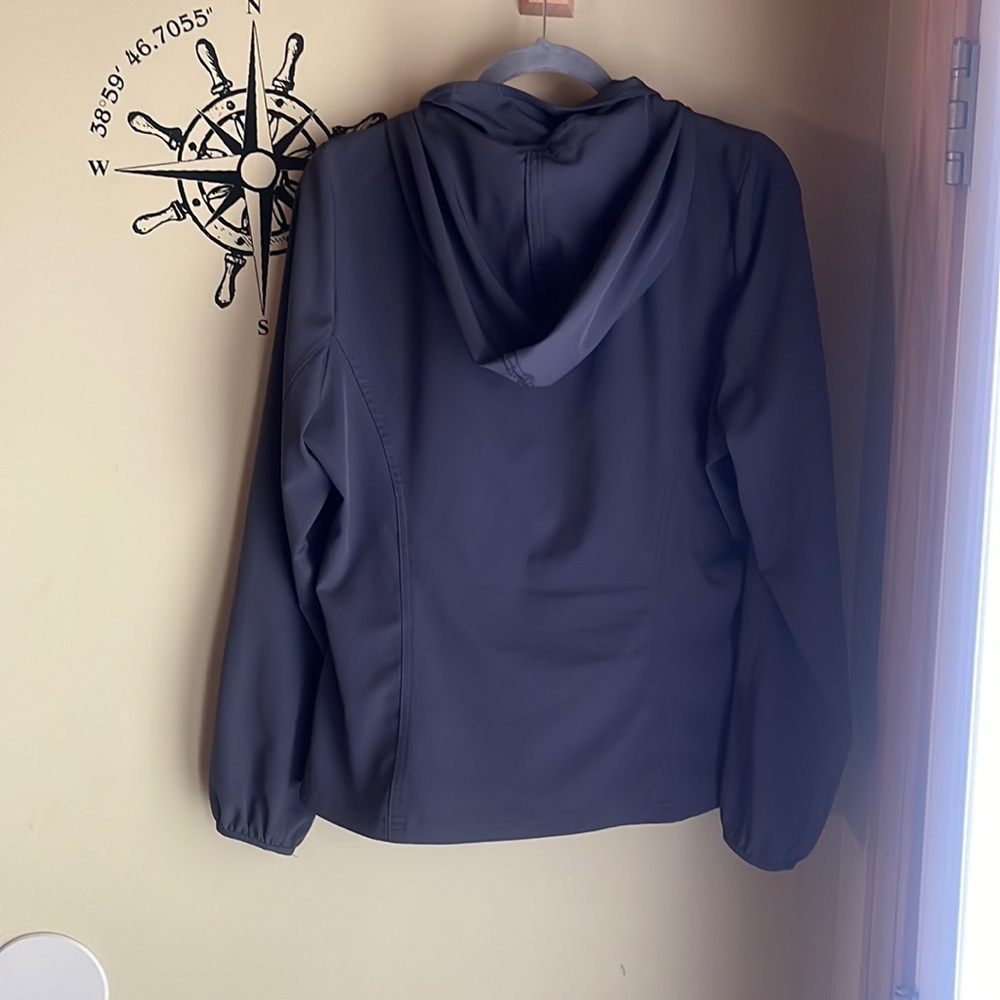 Excellent Condition, Gray Jacket Size Large, Func… - image 2